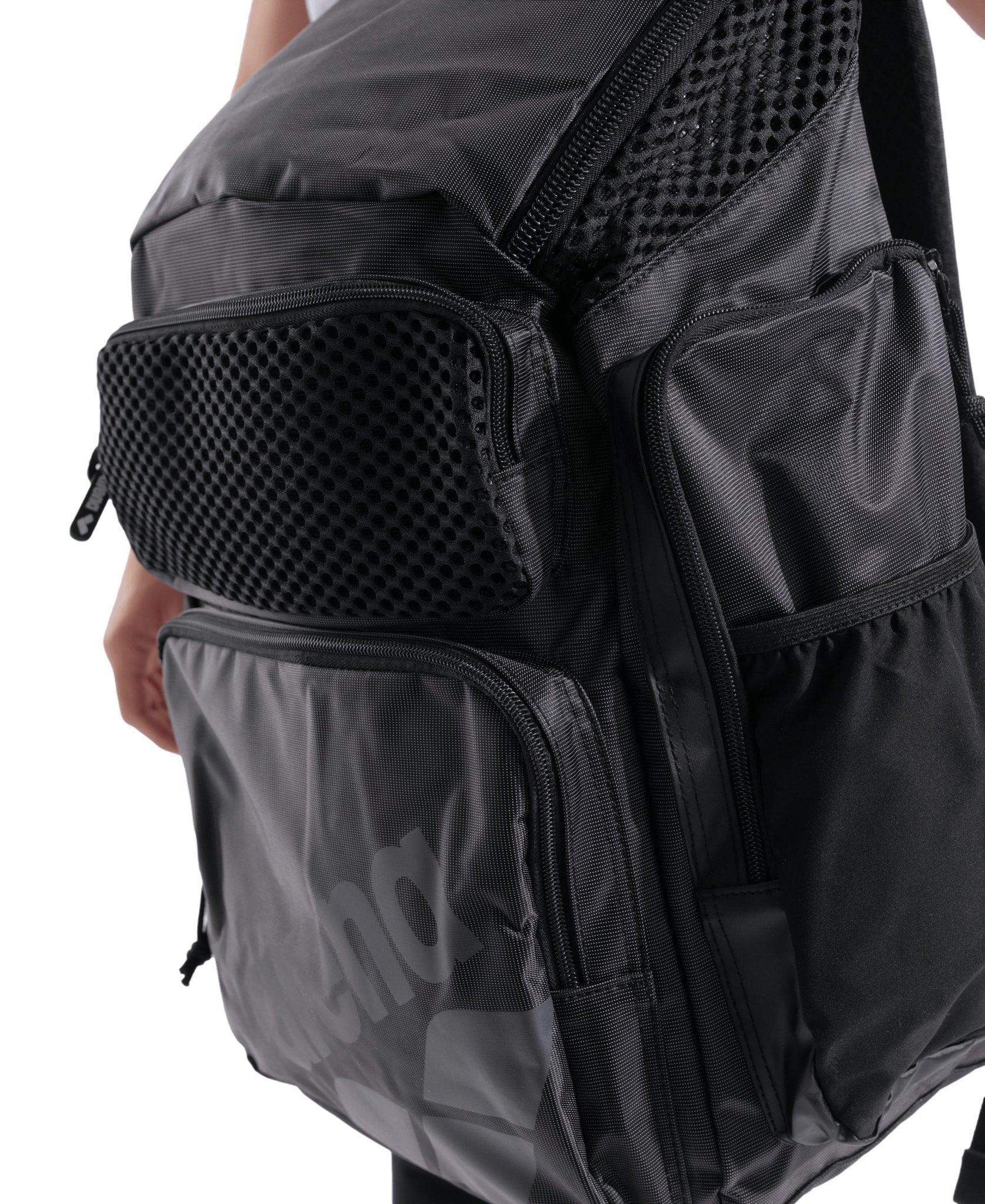 ARENA ONE GO BACKPACK 45L - Image 3