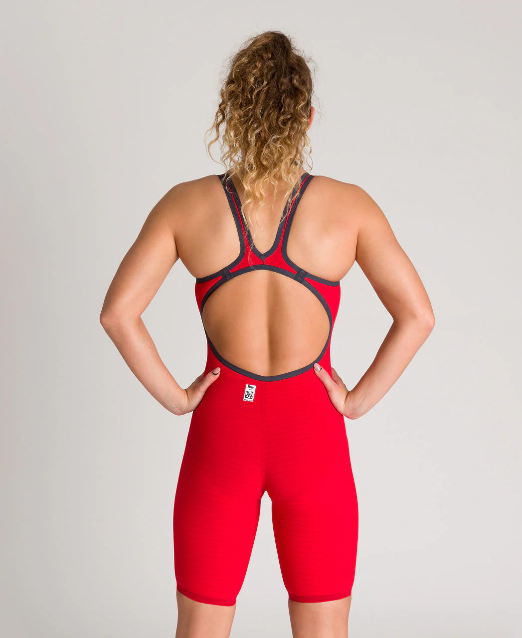 ARENA WOMENS POWERSKIN CARBON AIR² OPEN BACK KNEESUIT - Image 13